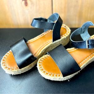 Chunky Boho Platform Sandals